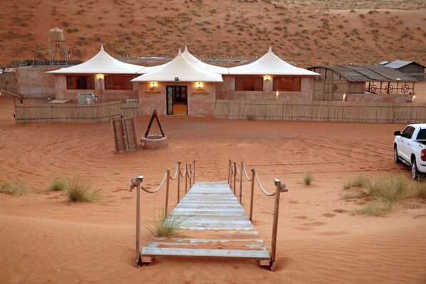 Entrada de la propiedad