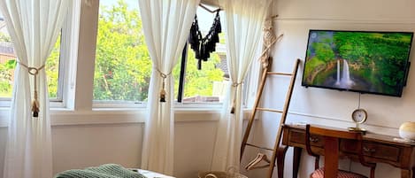 1 bedroom, desk, iron/ironing board, free WiFi