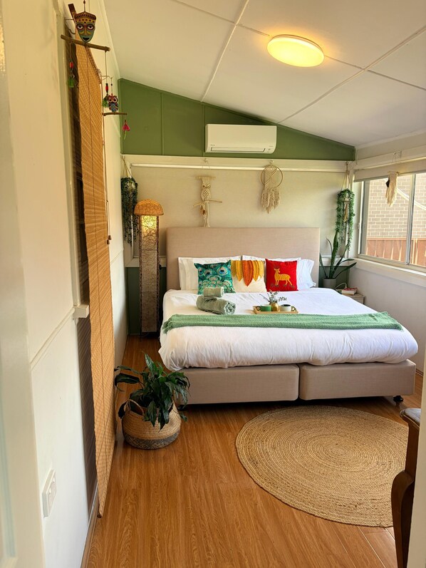 1 bedroom, desk, iron/ironing board, free WiFi