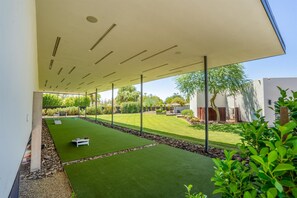 Property grounds - The Cholla | Old Town Scottsdale Luxury Villa + Casita (Scottsdale)