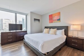 2 bedrooms, desk, iron/ironing board, WiFi - Private Apt Seaport Walk to Restaurants (Boston, MA)