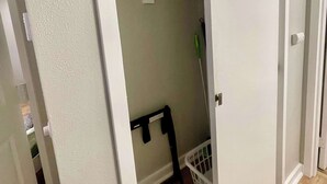 Uklassifisert bilde, 3 av 9, knapp