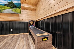 Spielezimmer