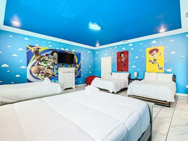 9 bedrooms, iron/ironing board, travel cot, free WiFi
