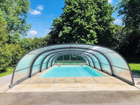 Indoor pool, outdoor pool