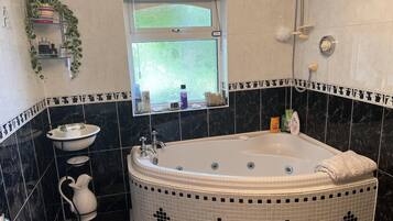 House | Bathroom