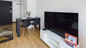 Unclassified image, 3 of 12, button - Unique Studio With Parking by Renters (Kraków)