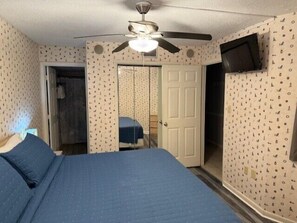 2 bedrooms