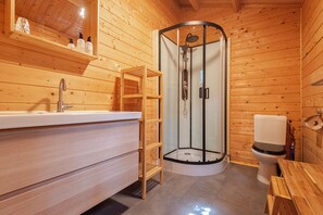 Dusche, Haartrockner, Handtücher