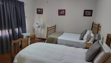 Casa | 3 camere, ferro/asse da stiro, Wi-Fi gratuito, lenzuola