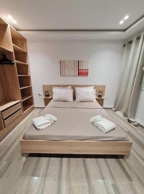 3 Schlafzimmer, Bügeleisen/Bügelbrett, WLAN