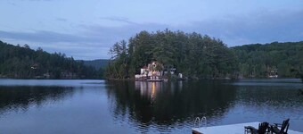 Intimate Cottage plus Loft with Epic Lake Views