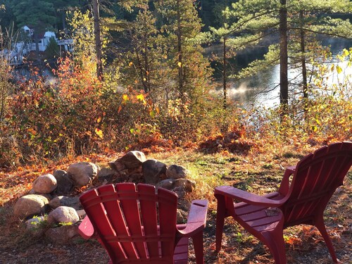 Intimate Cottage plus Loft with Epic Lake Views