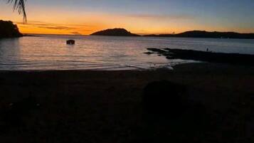 Family Double Room | Living area