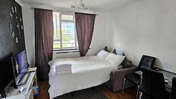 Căn hộ | 3 phòng ngủ, bàn ủi/dụng cụ ủi quần áo