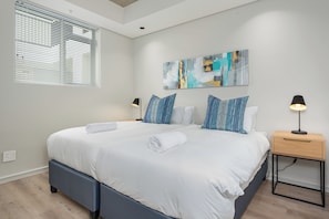 Apartment, 2 Bedrooms, Balcony, City View