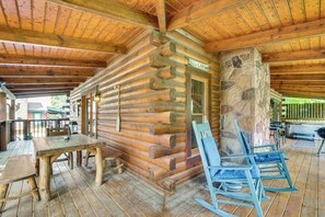 House (3 Bedrooms) | Interior - Cozy Cabin w/ Hot Tub < Half-mi to Douglas Lake! (Sevierville)