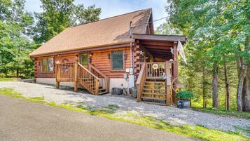 House (3 Bedrooms) | Front of property