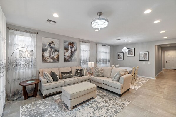 House (4 Bedrooms) | Front of property - Central Casa Grande Home in Quiet Neighborhood (Casa Grande)