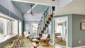 House (2 Bedrooms) | Interior - 3 Mi to Boothbay Harbor: Coastal Colorful Home! (East Boothbay)