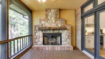 House (Multiple Bedrooms) | Interior