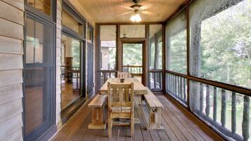 House (Multiple Bedrooms) | Interior