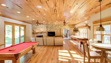 Nhà (Multiple Bedrooms) | Nội thất