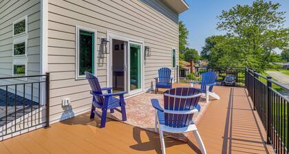 Rock Hall Retreat w/ Balcony Near Park & Marina!