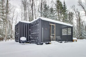 Apartment (0 Bedroom) | Interior - Nashwauk Studio w/ Ice Fishing on South Fork Lake (Nashwauk)