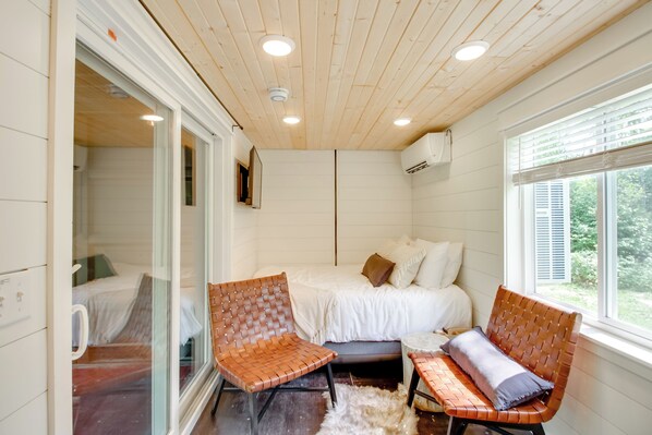 Apartment (0 Bedroom) | Front of property - Ice Fishing on South Fork Lake: Nashwauk Studio! (Nashwauk)