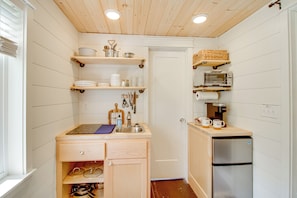 Apartment (0 Bedroom) | Interior - Ice Fishing on South Fork Lake: Nashwauk Studio! (Nashwauk)