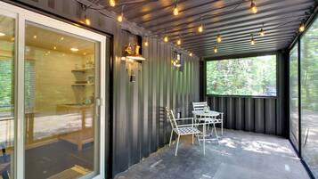 Apartment (0 Bedroom) | Interior