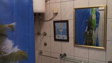 Apartment | Bathroom