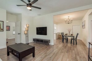 Interior - North Tampa Downtown (Tampa)