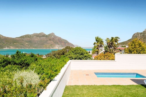 Unwind in Coastal Charm at Villa Santorini