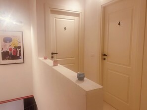 32-inch Smart TV with digital channels, streaming services