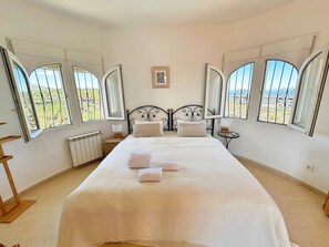 3 soverom, wi-fi og sengetøy