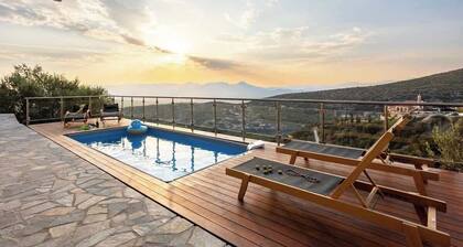 Martinia Pool Escape - Tragos Panoramic Views