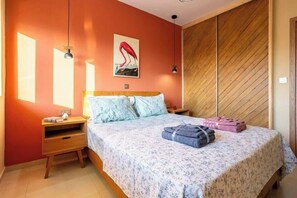 2 makuuhuonetta, silitysrauta/-lauta, Wi-Fi, vuodevaatteet