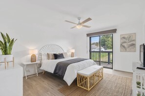 4 bedrooms, WiFi, bed sheets