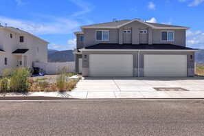 Townhome, 3 Bedrooms | Exterior