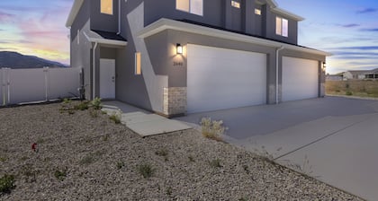 The Ideal Gateway by RedAwning