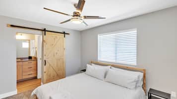 Townhome, 3 Bedrooms | 3 bedrooms, iron/ironing board, free WiFi
