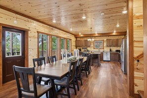 Cabin, 6 Bedrooms | Dining - Smoky Mountain Splash 6 Bedroom Cabin by RedAwning (Sevierville)