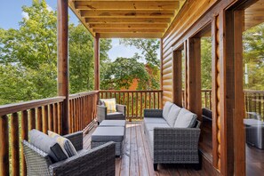 Cabin, 6 Bedrooms | Property grounds - Smoky Mountain Splash 6 Bedroom Cabin by RedAwning (Sevierville)