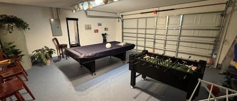 Casa, 5 habitaciones | Sala de juegos