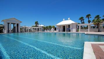 House, 3 Bedrooms | Pool | Outdoor pool