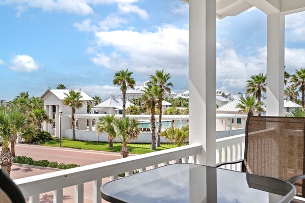 Property grounds - Seaside Rendezvous - Private Home Across From Community Park 4 Bedroom Home by RedAwning (South Padre Island)