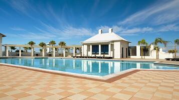 House, 3 Bedrooms | Pool | Outdoor pool