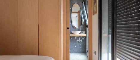 2 slaapkamers, een strijkplank/strijkijzer, wifi, beddengoed